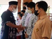 Baznas Beri Beasiswa Kepada 59 Siswa Kurang Mampu