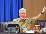 Ganjar Telepon Menteri KKP Akibat Nelayan Sulit Urus Izin Melaut
