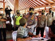Kapolri Tinjau Vaksinasi di Borobudur, sebagai Destinasi Wisata dengan Interaksi Tinggi