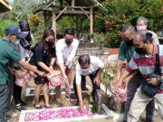 Anggota PWI Kabupaten Magelang Ziarah ke Makam Mantan Menteri Penerangan