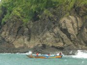 11 Korban Tewas Tenggelam saat Gelar Ritual Laut di Jember