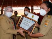 Bupati Grobogan Berikan Apresiasi kepada 3 Desa dan 3 Kecamatan Tercepat Salurkan Dana Desa