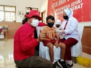 BIN Jateng Geber Vaksinasi di Jepara, Ada Ortu Tidak Ijinkan Anaknya Divaksin