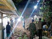 Longsor Timpa Rumah Warga Desa Grenggeng Karanganyar