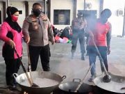 Antisipasi Kelangkaan Migor, Kapolres Wonogiri Prakarsai Pembuatan Coconut Oil