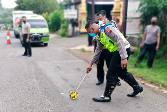 Di Ngadirojo Wonogiri, Penyeberang Jalan Tewas Tertabrak Motor