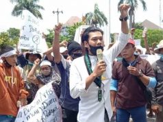 Pendemo Kembali Gagal Temui Wali Kota Tegal