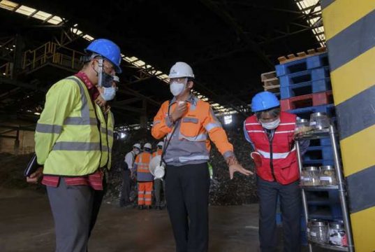 Kedubes Jepang Kunjungi Fasilitas Pengolahan Limbah untuk Bahan Bakar Alternatif PT SBI di Narogong