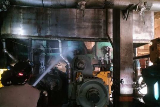 Pabrik Kertas di Kudus ini Terbakar, Diduga Akibat Mesin yang Over Heat