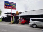 Kuliner Cepu, Lontong Opor Pak Pangat Nikmatnya Nggak Setengah-Setengah