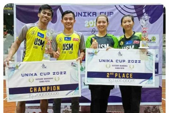 USM Raih Dua Gelar di Kejuaraan Bulu Tangkis Unika Cup