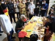 Industri Kreatif Ini Bikin Ganjar Kesengsem