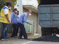 Dian Kristiandi Pastikan Jalan yang Rusak akan Diperbaiki