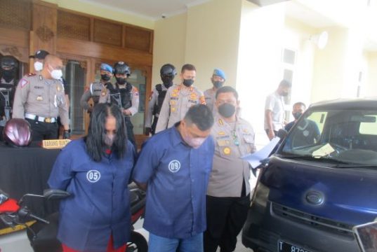 Sakit Hati karena Dipecat, Pasangan Suami-Istri Curi Mobil Mantan Majikan