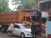 Tabrakan Truk Vs Ambulans Bawa Jenazah Anggota DPRD Pati, Seorang Penumpang Tewas