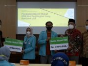 46 Mahasiswa Terima Bantuan UKT dari Nazhir Wakaf UNS..