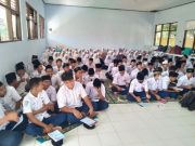 Bentuk Karakter Berakhlakul Kharimah, SMP N 1 Padureso Gelar Pesantren Kilat