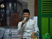 Usai Tarawih, Warga Curhat ke Bupati Minyak Goreng Mahal