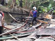 Dua Rumah Warga Pringtutul Rowokele Ludes Terbakar