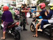Dandim 0728 Bersama Persit Wonogiri Peduli Bagi-bagi Ratusan Takjil