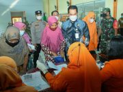 BLT Minyak Goreng Mulai Dibagikan, Bupati Kudus: Semoga Bermanfaat untuk Lebaran