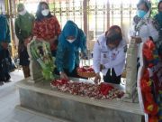 Ziarah ke Makam RAy Kartini dan Pocut Meurah Intan, Warnai Peringatan Hari Kartini di Kabupaten Blora