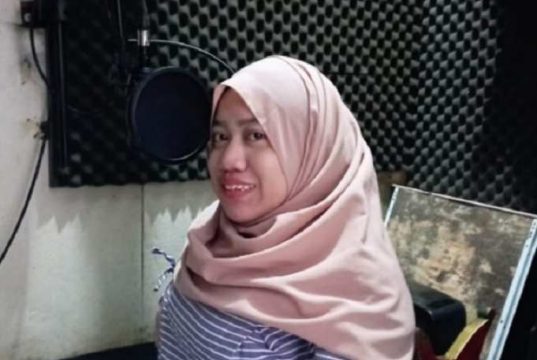 Suara Emas Wadaslintang: Always be Yourself and Love Yourself dari Seorang Trisna Rahayu