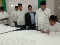 Begini Proses Penulisan Alquran Raksasa di Unsiq Wonosobo