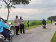 Antisipasi Balapan Saat Ngabuburit, Polsek Grobogan Patroli di Jalan Tengah Sawah