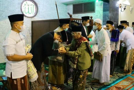 Shalat Ied di Masjid Agung, Bupati Kudus Beri Pesan Lebaran ke Masyarakat