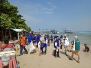 Wakil Ketua DPRD Pratikno : Kebersihan Pantai Harus Jadi Gerakan Bersama