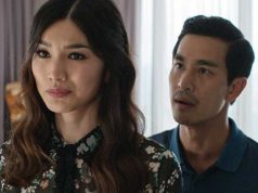 Warner Bros Sedang Garap Spin-Off ‘Crazy Rich Asians’ Astrid Leong-Teo (Gemma Chan) dan Michael (Pierre Png) dalam film "Crazy Rich Asians". Foto: Warner Bros Pictures.