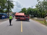 Warga Blora Berbondong-Bondong Syawalan Ketupat ke Pantai Kartini Rembang, Polisi Perketat Pengamanan Rayakan Syawalan Ketupat