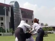 Dikeroyok, Dijambak, dan Dipukuli. Perundungan Pelajar Terjadi di Alun – Alun Semarang