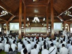 Kenduri Massal 10.009 Besek Awali Kebumen International Expo