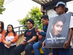 Ini Bagian dari Indonesia Berduka, Dendang Lagu Sendu di CFD Kota Solo