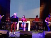 Renovation dan Barnett Band Manjakan Pengunjung BG Kitchen and Loungh