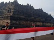 Bendera Merah Putih Panjang 1.000 Meter Terbentang di Candi Borobudur Bendera Merah Puti