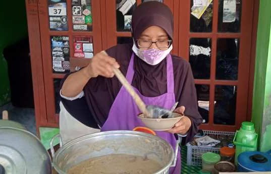 Bubur Blendrang, Kuliner Tradisional Khas Gunungpring Muntilan bubur blendrang
