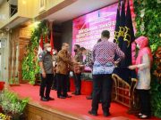 5 UPT di Lingkungan Kanwil Menerima Transfer BMN Kendaraan Roda 4