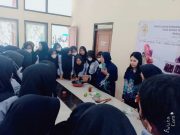 Tim PkM USM Berikan Penyuluhan Pascapanen Buah Tomat