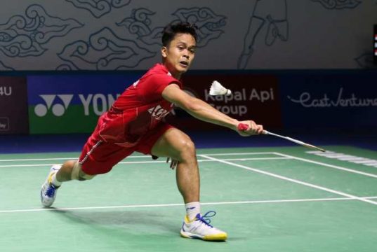 Ginting Hentikan Langkah Tommy Sugiarto