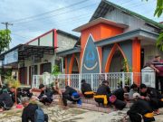 Songsong Hari Bhayangkara, Berbagai Perguruan Pencak Silat di Grobogan Bersih-Bersih Tempat Ibadah