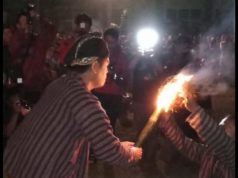 Melawan Roh Jahat dengan Api, Ikhtiar Budaya Masyarakat Desa Kawak