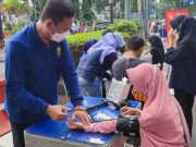 Sambut Hari Bhayangkara, Polresta Surakarta Gelar Vaksinasi di Area Car Free Day