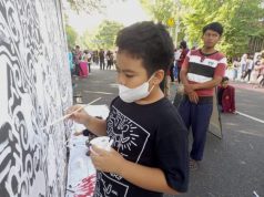 Unik, Ini yang Dilakukan Mahasiswa DKV Peringati Dies Natalis ISI Surakarta