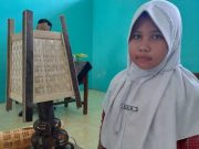 Siswa SD di Kecamatan Mejobo Berlomba Menganyam Bambu