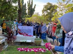Lustrum Ke-7, Dosen FH USM Ziarah ke Makam Perintis Fakultas Hukum