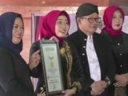 MURI Serahkan Penghargaan Pawai Delman Terbanyak pada Pemkab Demak
