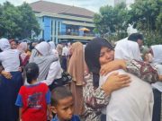 Tangis Haru Warnai Penerimaan Siswa SMKN Jateng di Pati